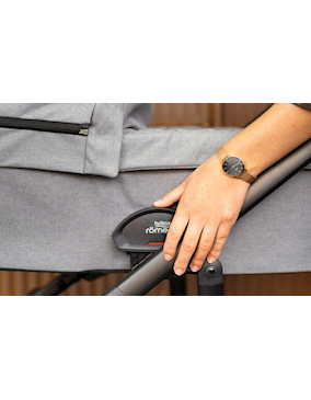 Britax Römer Smile III mózeskosár - Frost Grey/Black